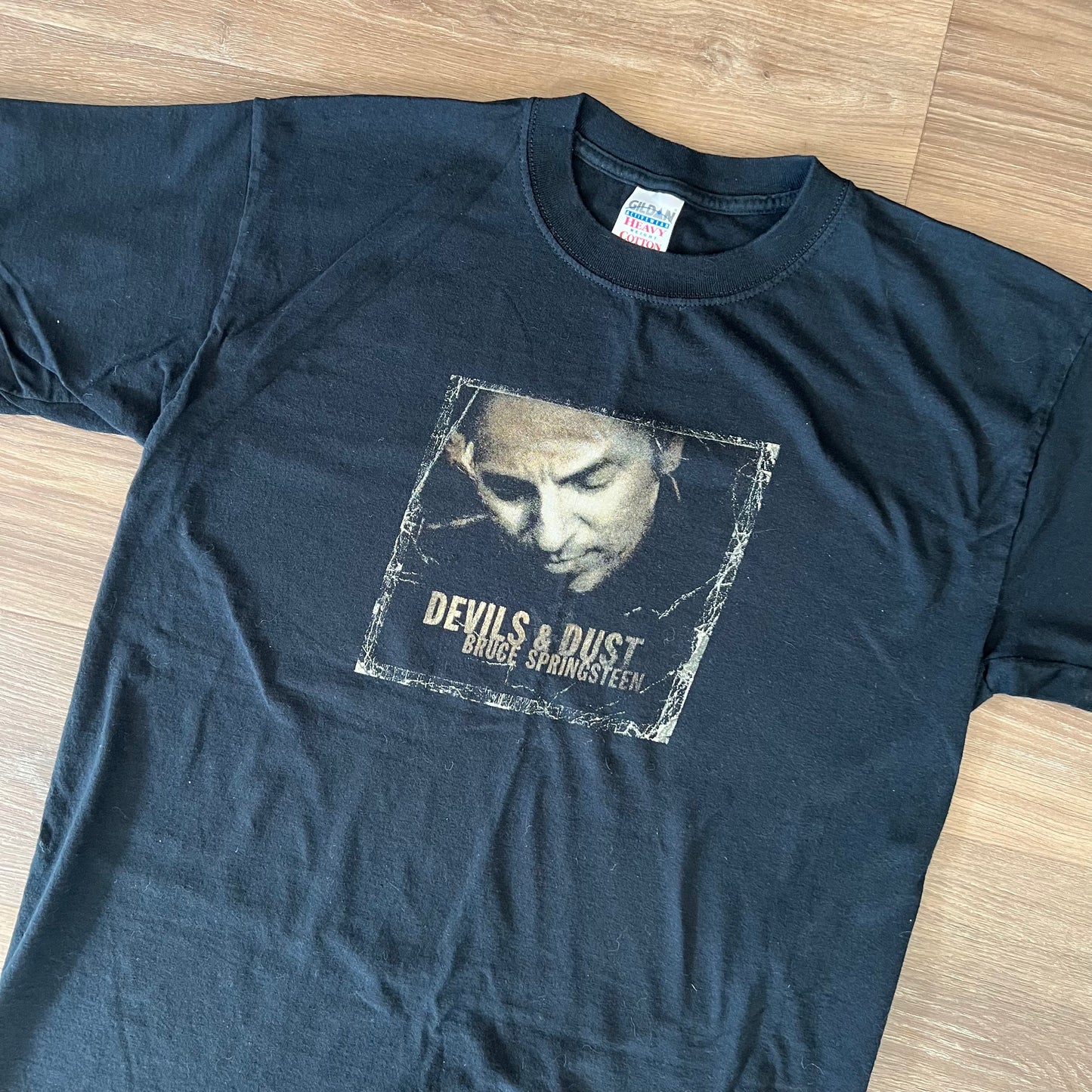 BRUCE SPRINGSTEEN DEVILS & DUST T-SHIRT MEDIUM