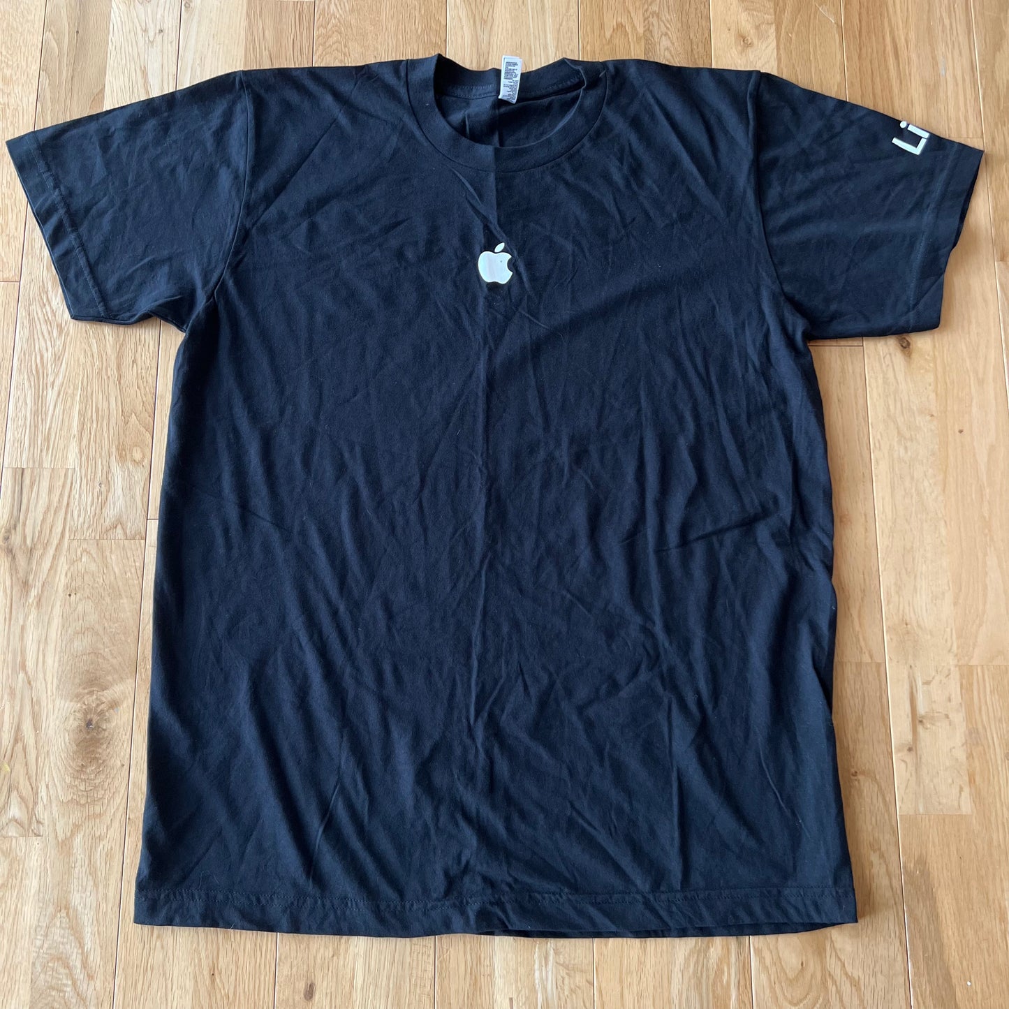 APPLE LION EMPLOYEE T-SHIRT LARGE
