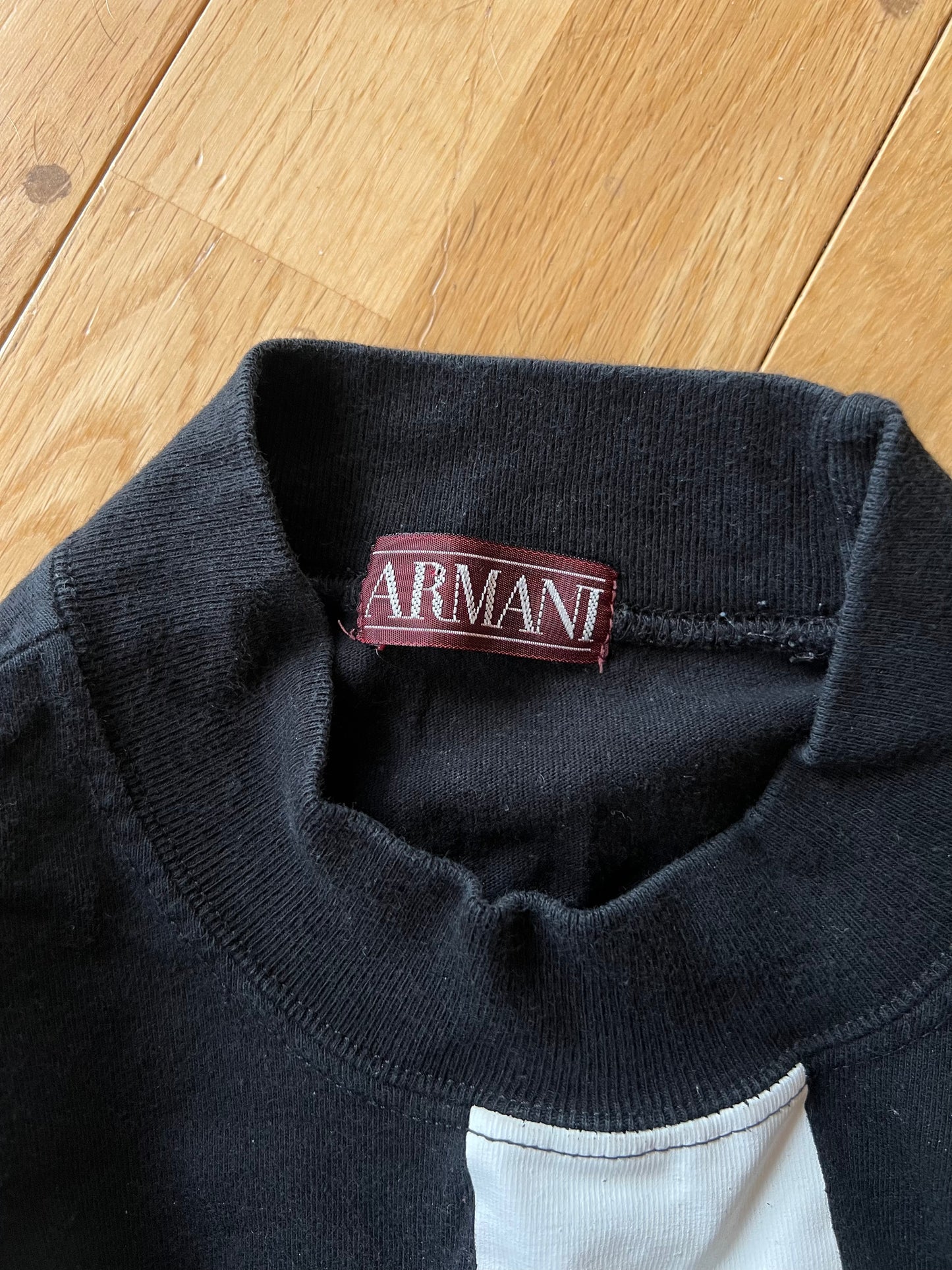ARMANI T-SHIRT BLACK MEDIUM
