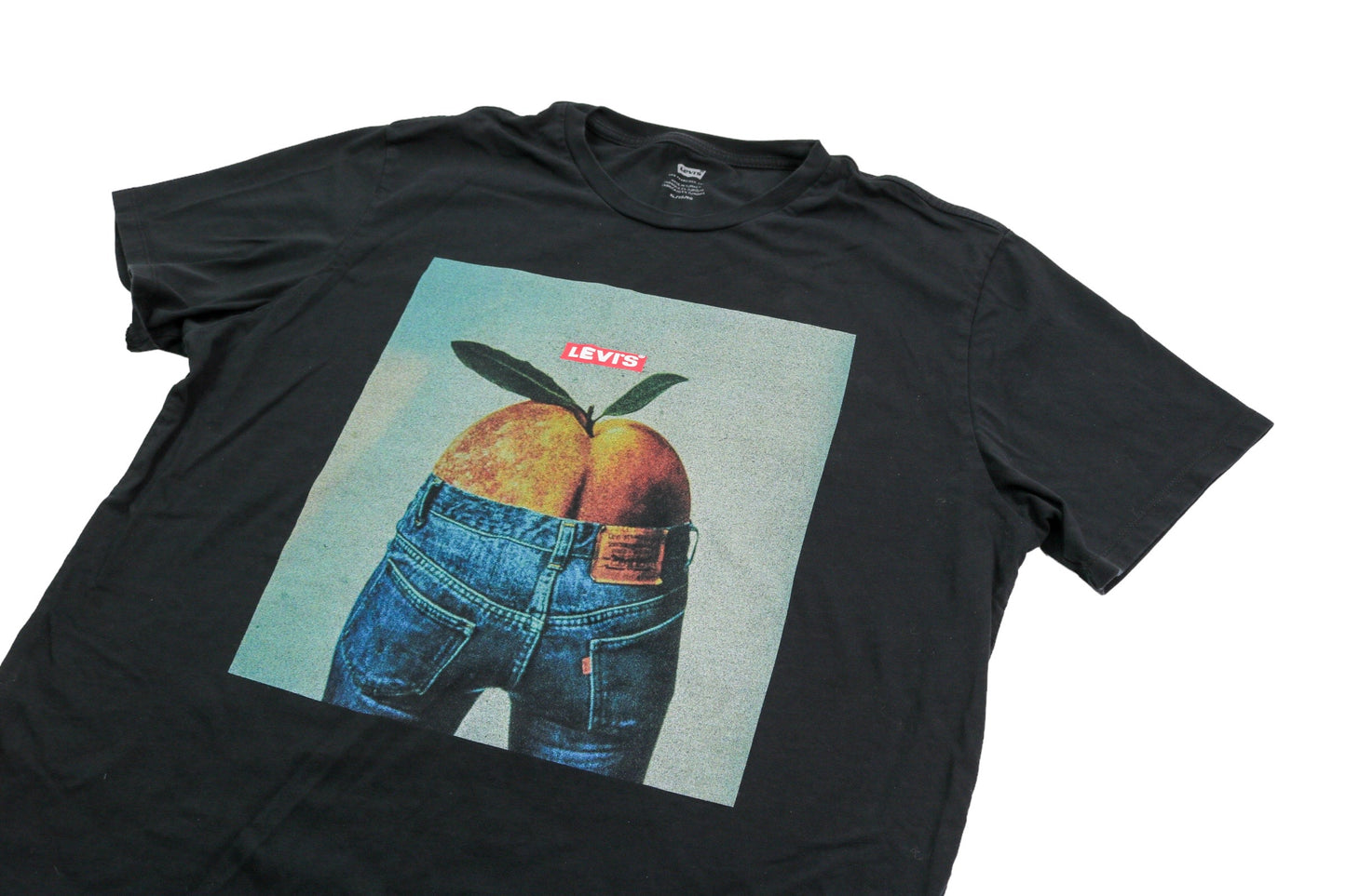 LEVI'S PEACH BOTTOMS T-SHIRT XL